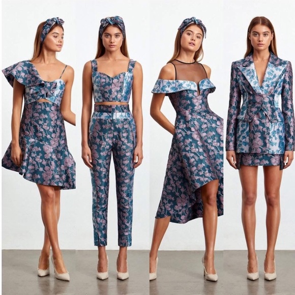 Elliatt Jackets & Blazers - NEW ELLIATT Amore Jacquard Blazer